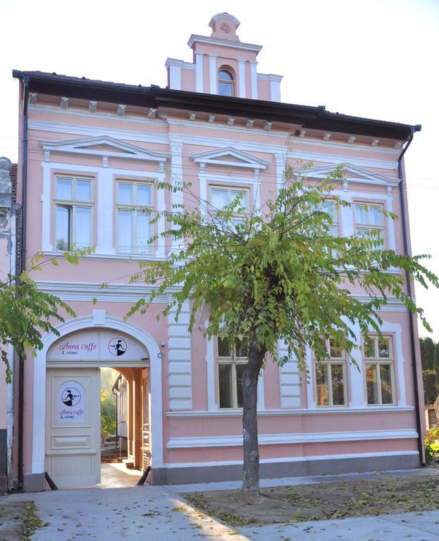 Guest House Anna Caffe Bezdan Екстериор снимка